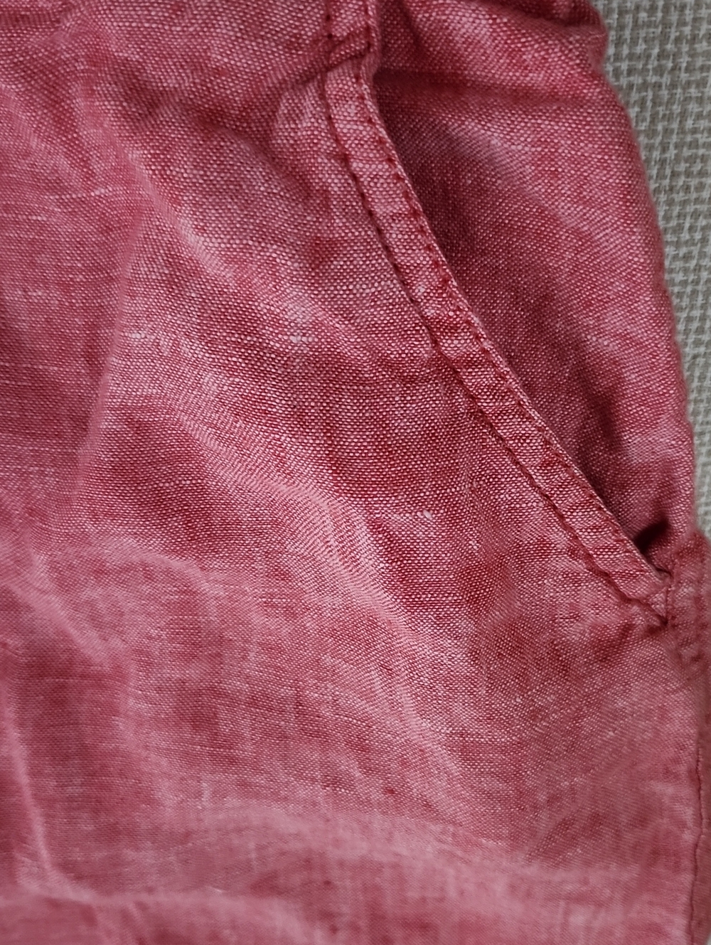 Linen Mini. Distressed - Picture 2 of 9